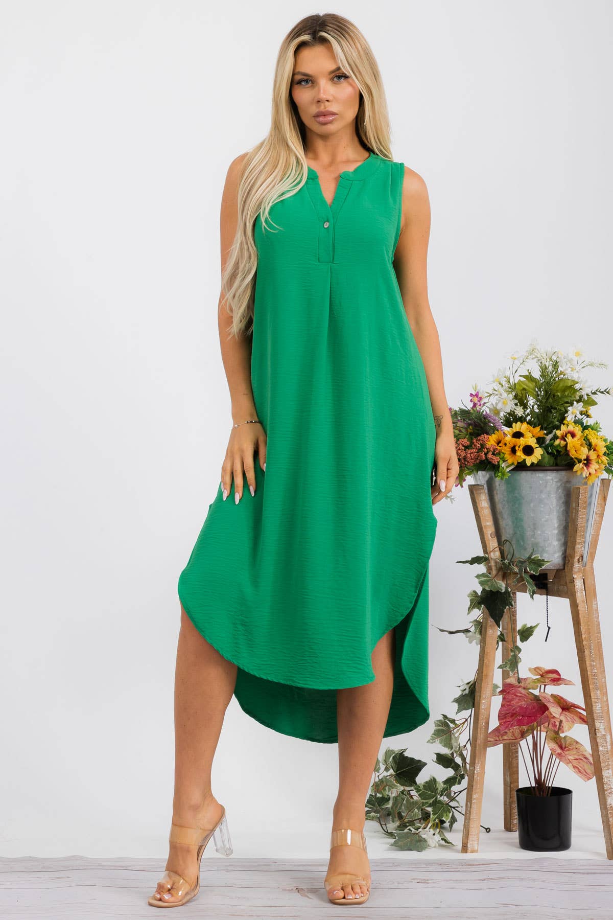 HH766R-S - Sleeveless Midi Dress: Green